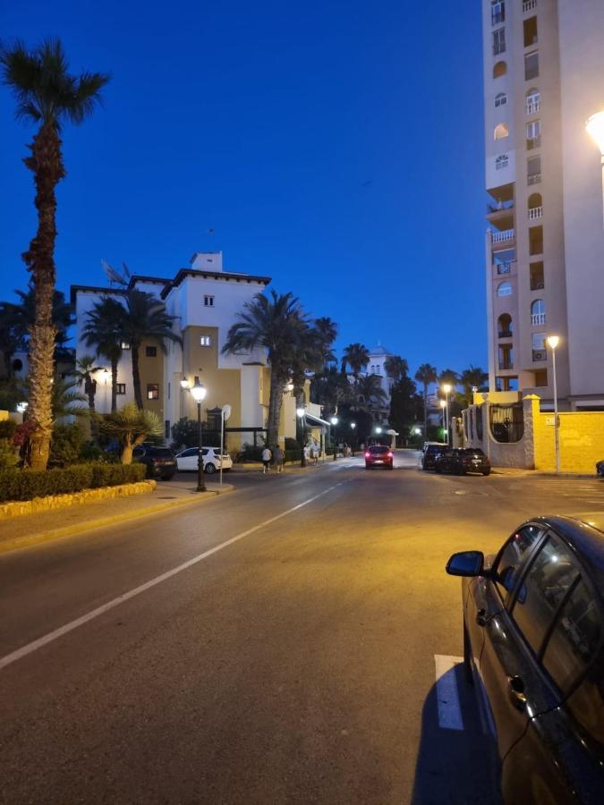 Apartamento De Don Huberto, Los Locos Torrevieja Dış mekan fotoğraf
