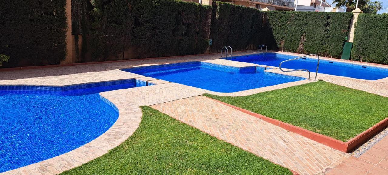 Apartamento De Don Huberto, Los Locos Torrevieja Dış mekan fotoğraf